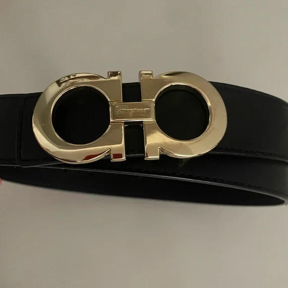 Ferragamo belt with gold buckle - Picture 2 of 4